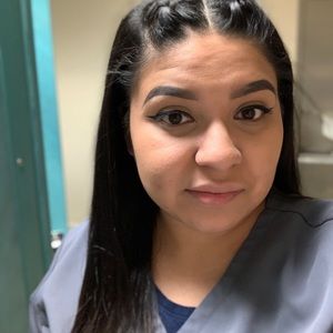 Meet your Posher, Gabriela